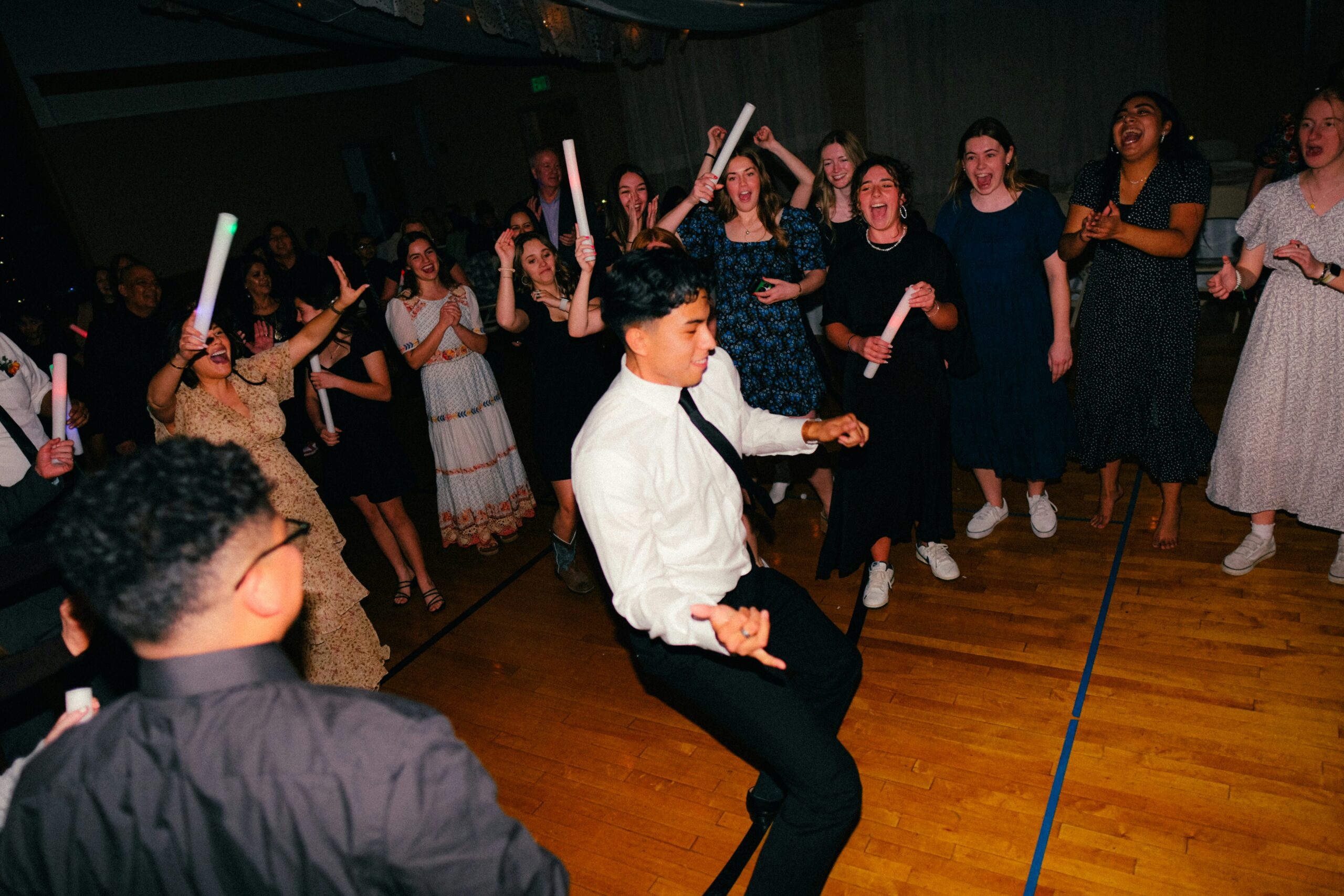 wesley-tingey-qwEooUOLnnU-unsplash